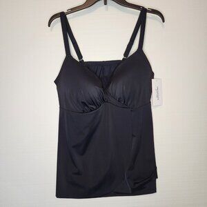 🌸Super cute, flattering, and supportive black tankini top! Built-in underwire🌸